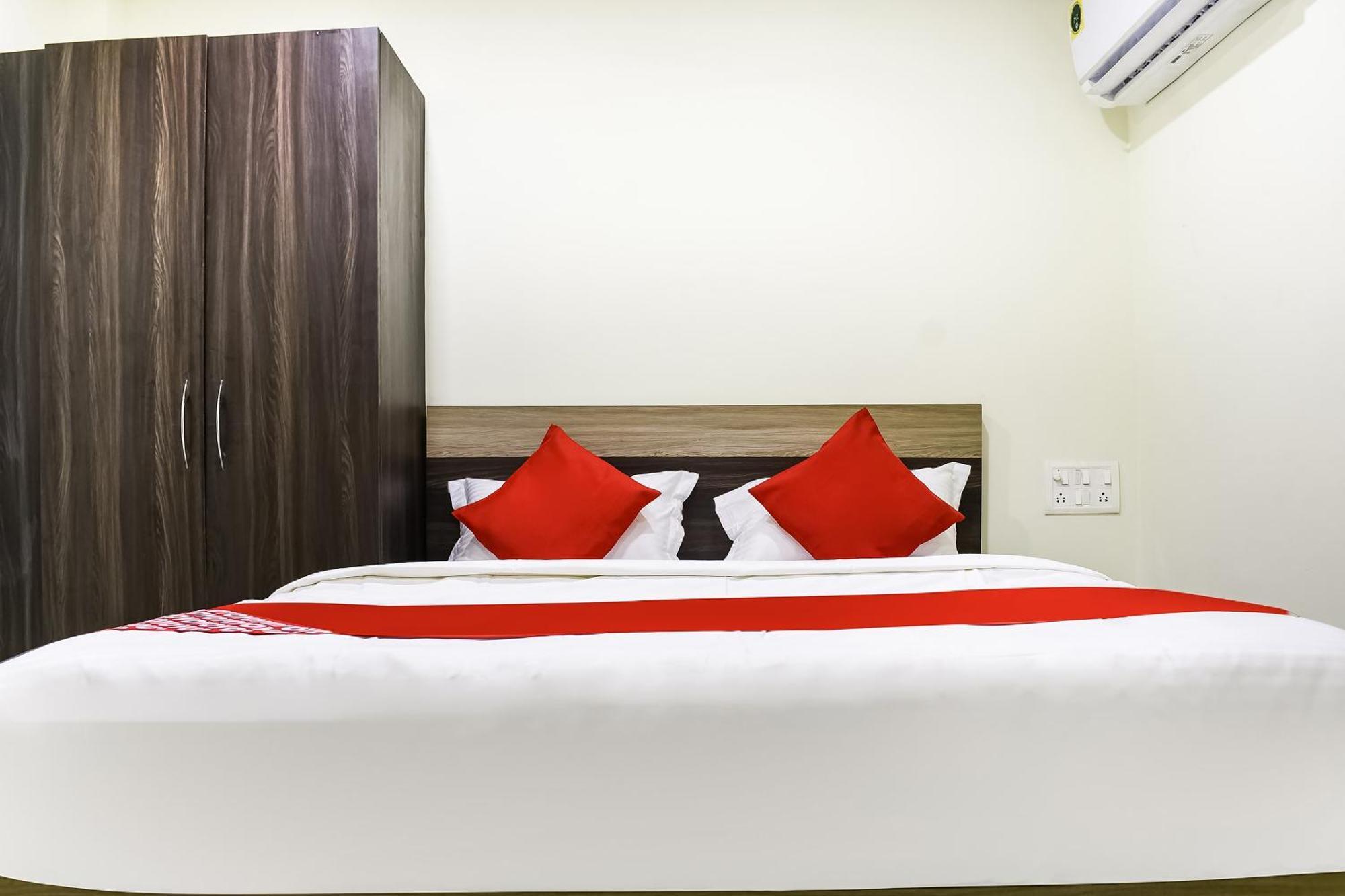 Hotel O S&H Residency Khandagiri Exterior foto